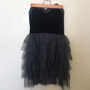 Strapless velvet and tulle dress H&M